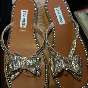 Steve Madden Sparkling Bow Sandals - Tan and Silver